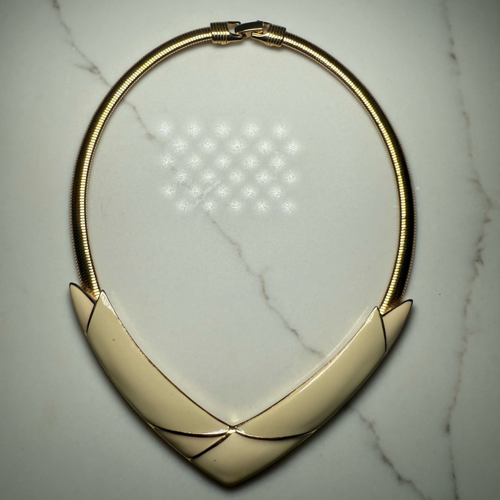 TRIFARI Modernist Cream Enamel Goldtone Collar Omega Chain Necklace, Vintage